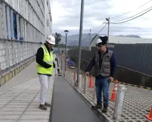 tapajuntas para aislamiento sísmico